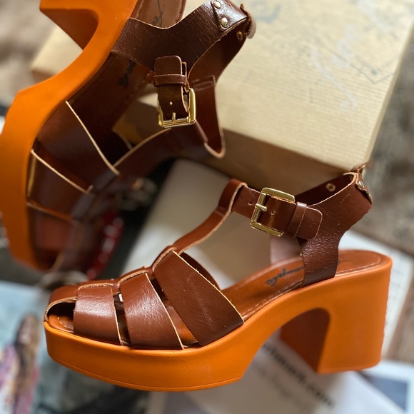 Free People Pacific Platform Fishermen Heels - Picture 3 of 16